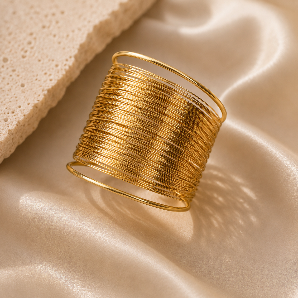 Aurelia Bangle